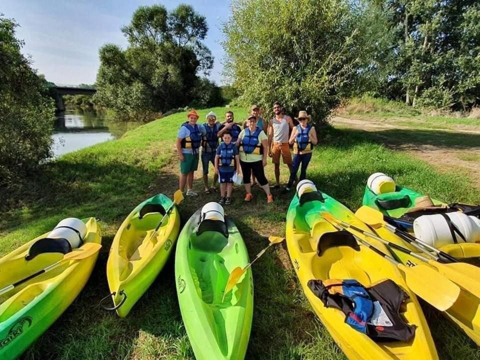 Au Soleil De Picardie Presles-et-Boves Exteriér fotografie